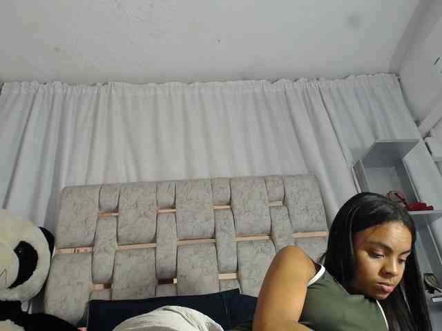 KOURTNEY- webcam