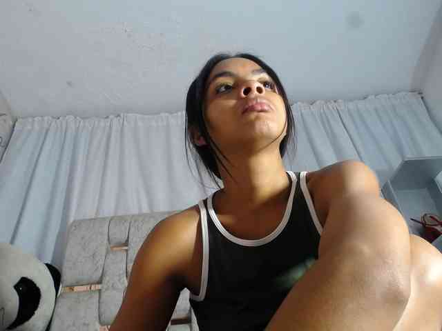 KOURTNEY- webcam
