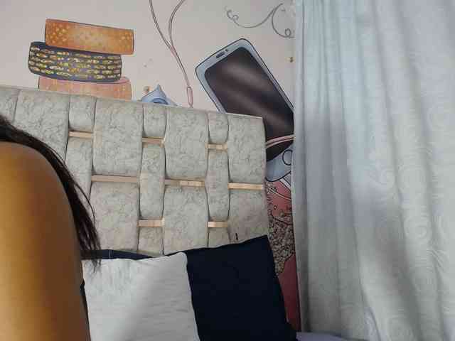 KOURTNEY- webcam