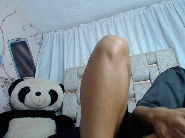 KOURTNEY- webcam