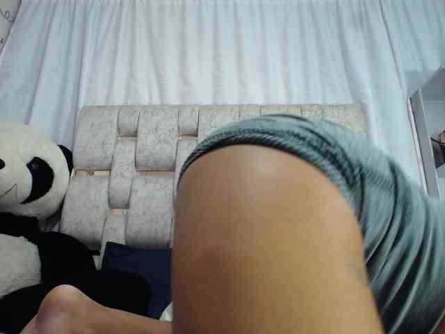 KOURTNEY- webcam