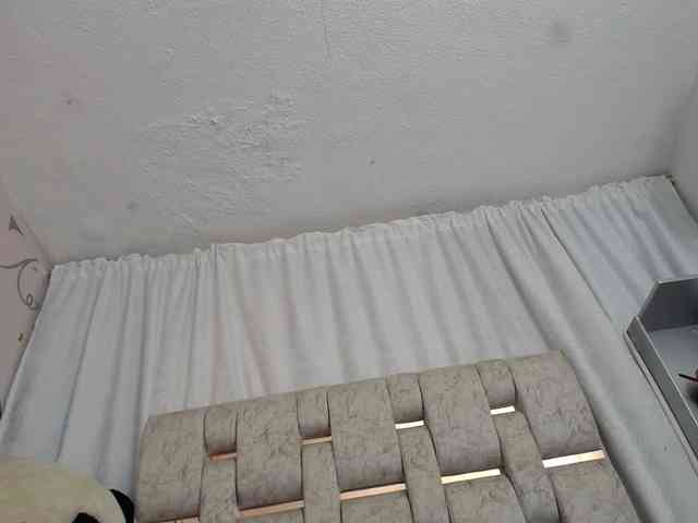 KOURTNEY- webcam