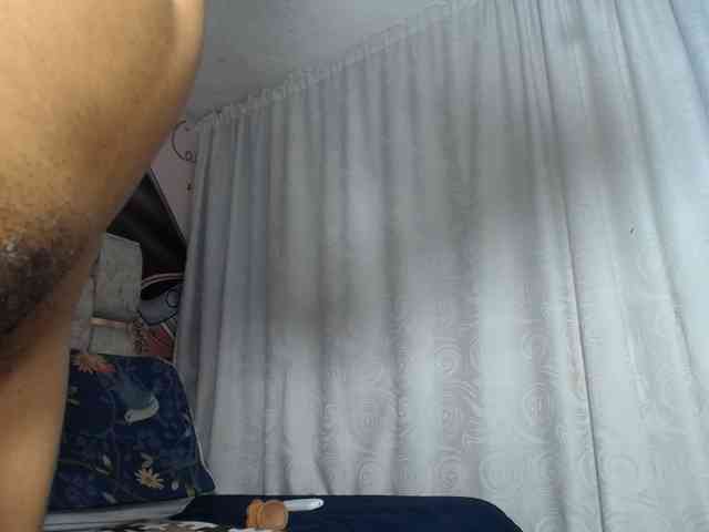 KOURTNEY- webcam