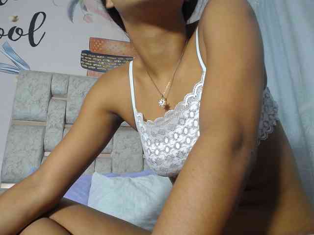 KOURTNEY- webcam