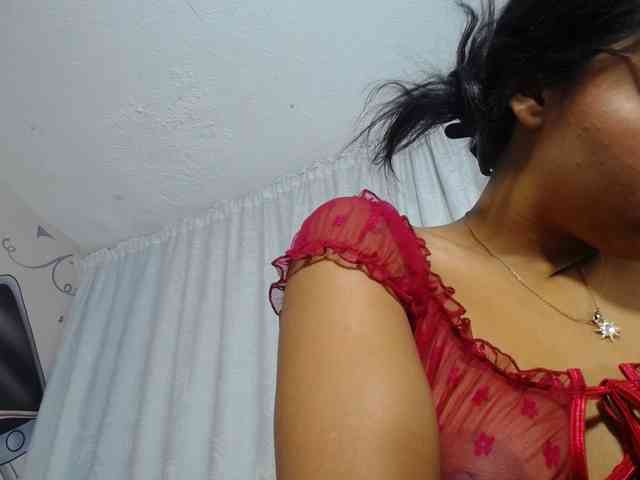 KOURTNEY- webcam