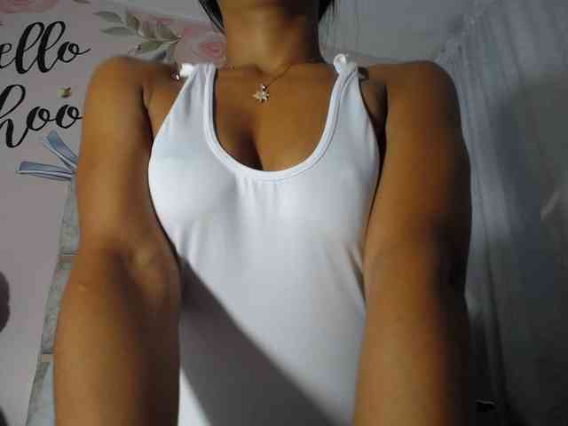 KOURTNEY- webcam