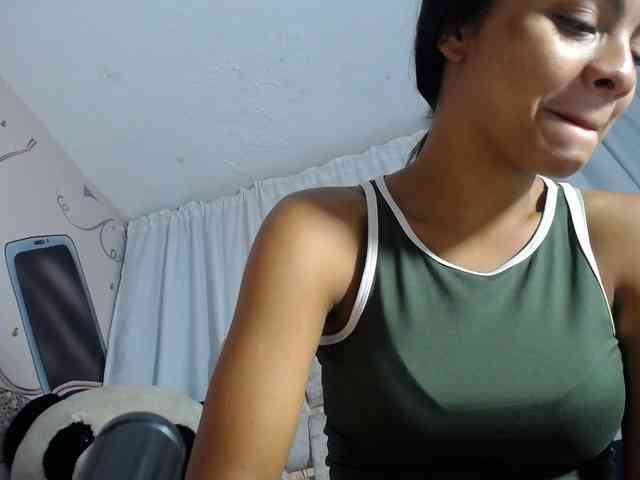 KOURTNEY- webcam