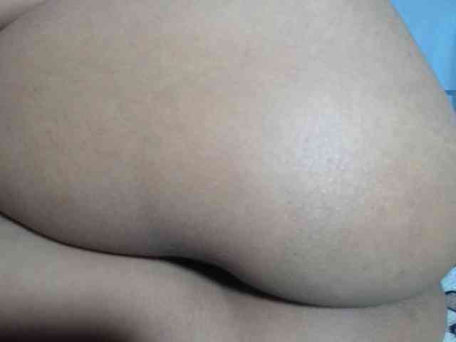 KOURTNEY- webcam