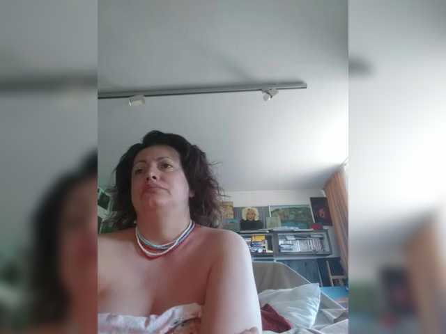 MariaAnaDei's BongaCams show and profile