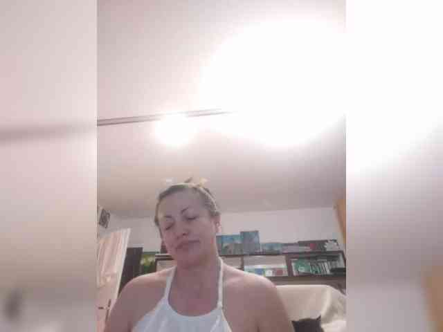 MariaAnaDei webcam