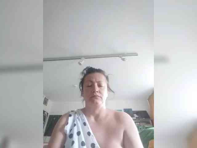 MariaAnaDei webcam