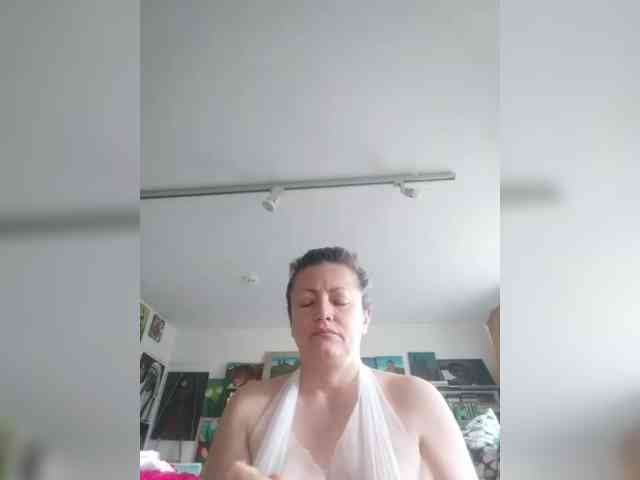 MariaAnaDei webcam