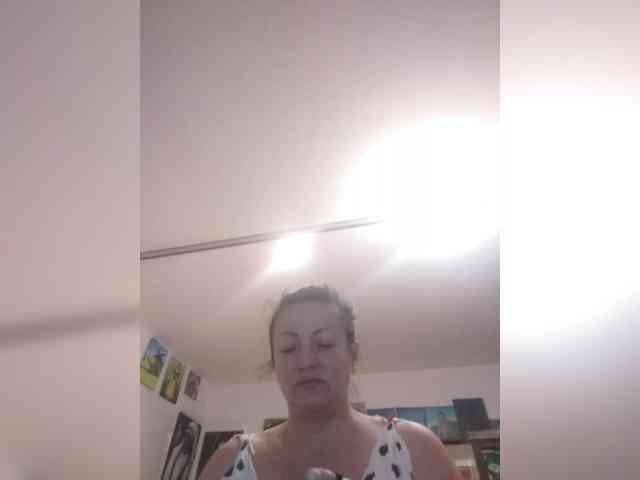 MariaAnaDei webcam