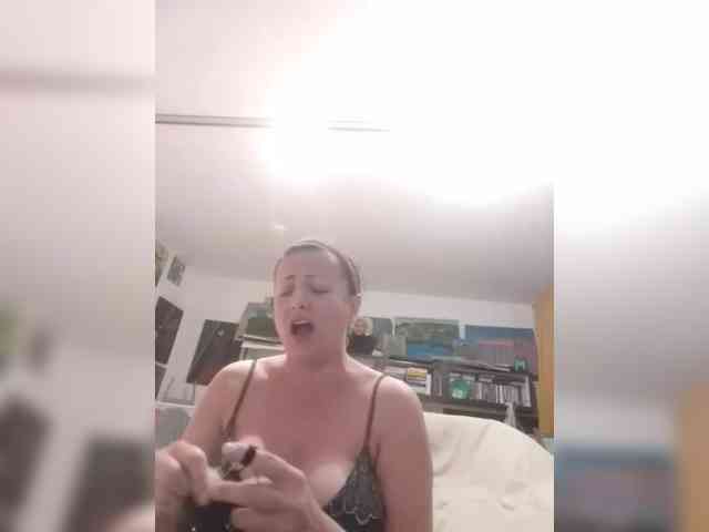 MariaAnaDei webcam
