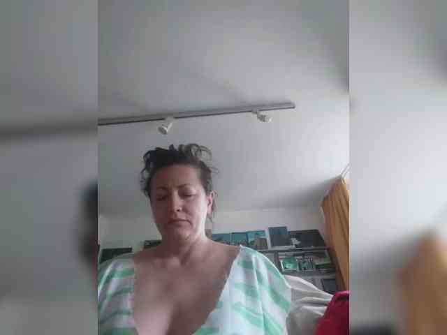 MariaAnaDei webcam