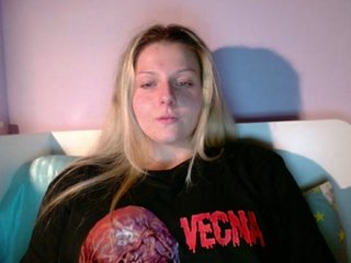 BritneyBlond Porn Show
