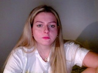 BritneyBlond Porn Show