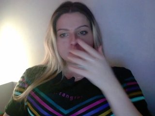 BritneyBlond Porn Show