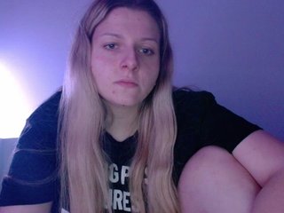 BritneyBlond Porn Show