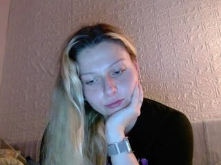 BritneyBlond Porn Show