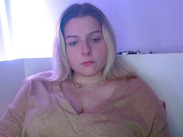 BritneyBlond webcam bongacams model stream image