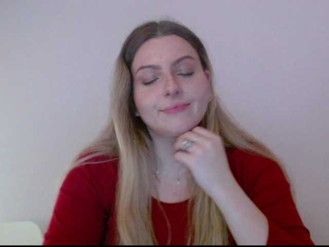 BritneyBlond's BongaCams show and profile