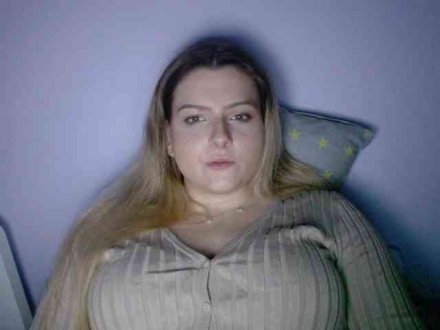 BritneyBlond Live Webcam on BongaCams