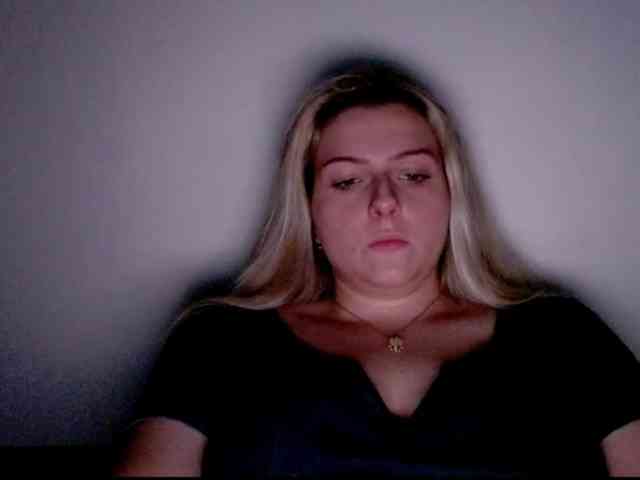 BritneyBlond webcam