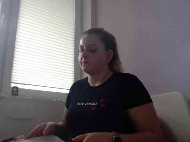 BritneyBlond webcam