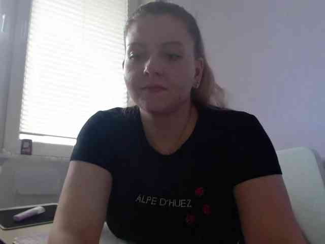 BritneyBlond webcam
