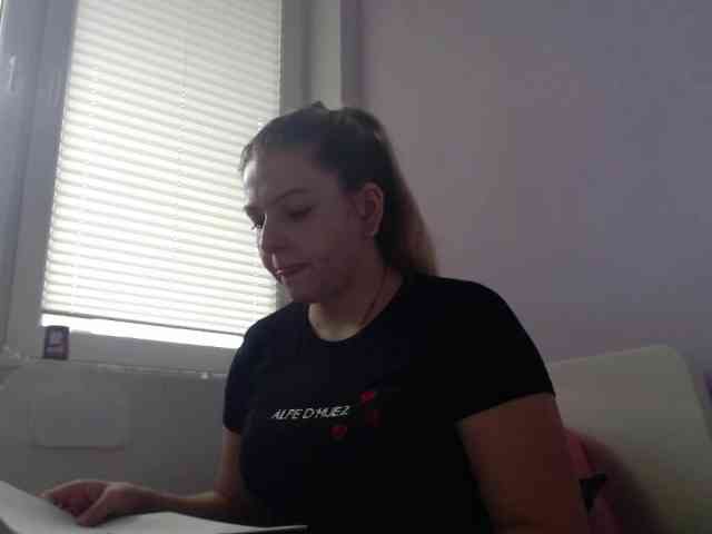 BritneyBlond webcam