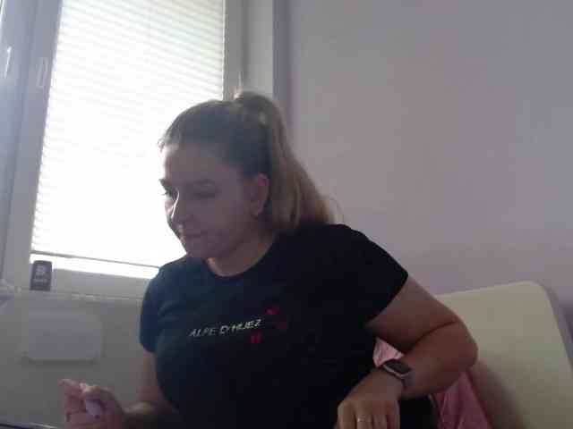 BritneyBlond webcam