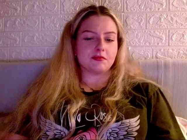 BritneyBlond webcam
