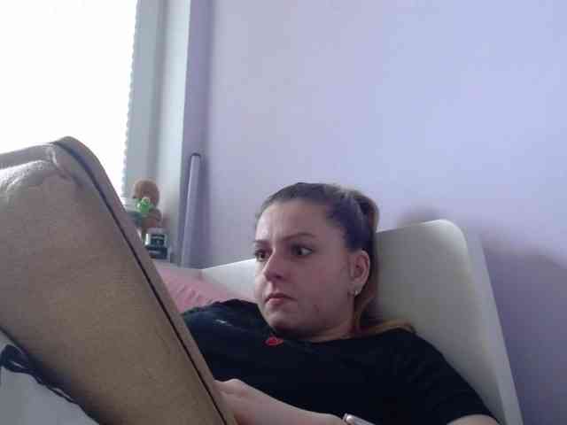 BritneyBlond webcam