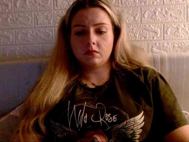 BritneyBlond webcam