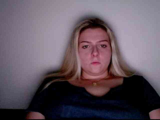 BritneyBlond webcam