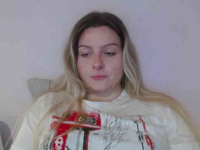 BritneyBlond Live Webcam on BongaCams