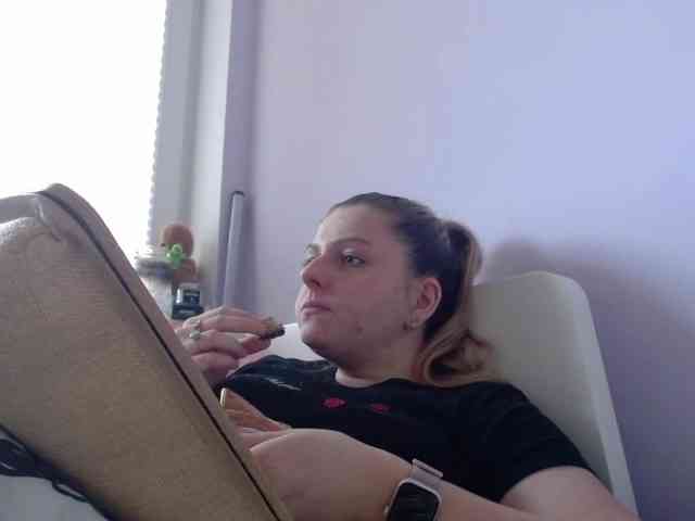 BritneyBlond webcam