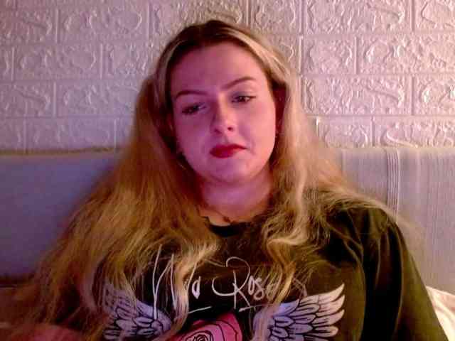 BritneyBlond webcam