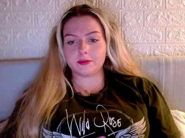BritneyBlond webcam