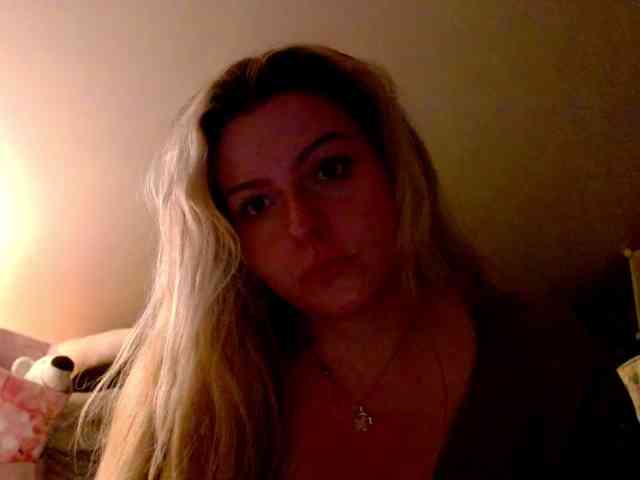 BritneyBlond webcam