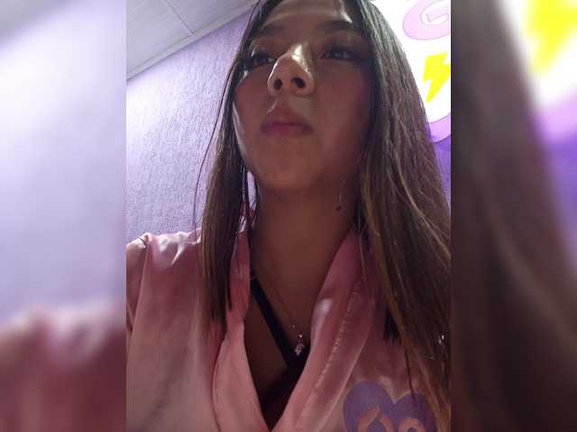 KattySanz's BongaCams show and profile