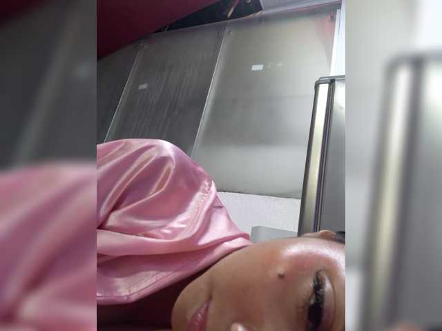 KattySanz's BongaCams show and profile