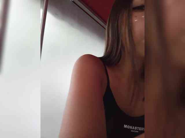 KattySanz webcam