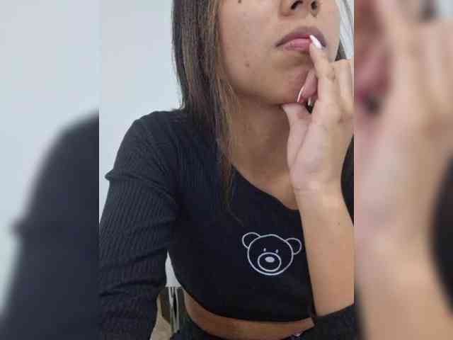 KattySanz webcam