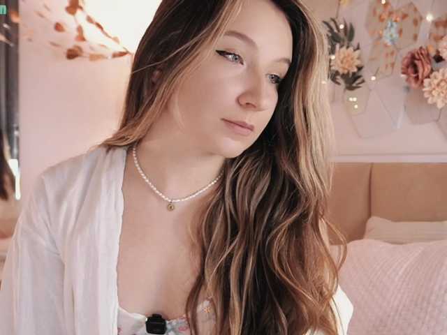 AlytheAmore's BongaCams show and profile