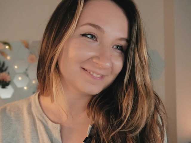 AlytheAmore's BongaCams show and profile