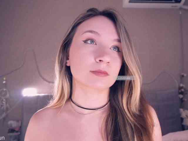 alyyyson webcam