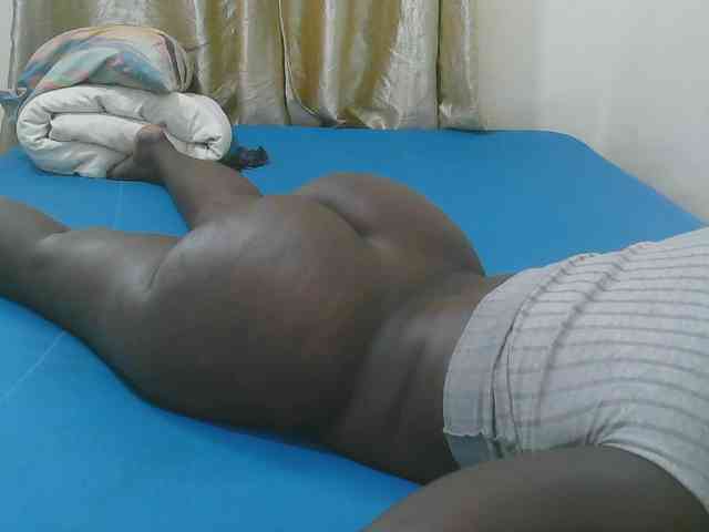 Sexy-Quincy11 webcam