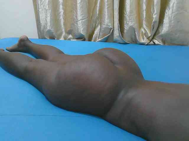 Sexy-Quincy11 webcam